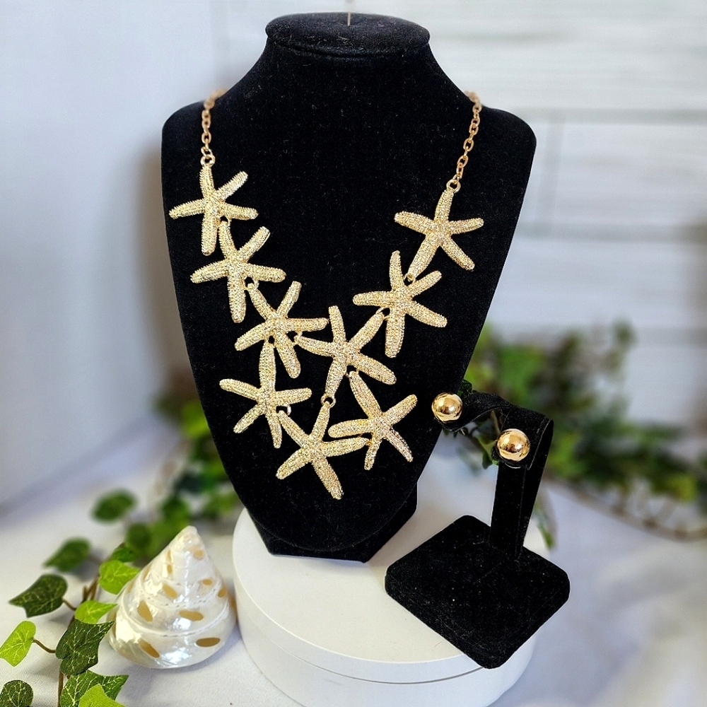Statement Gold Starfish Bib Necklace Set